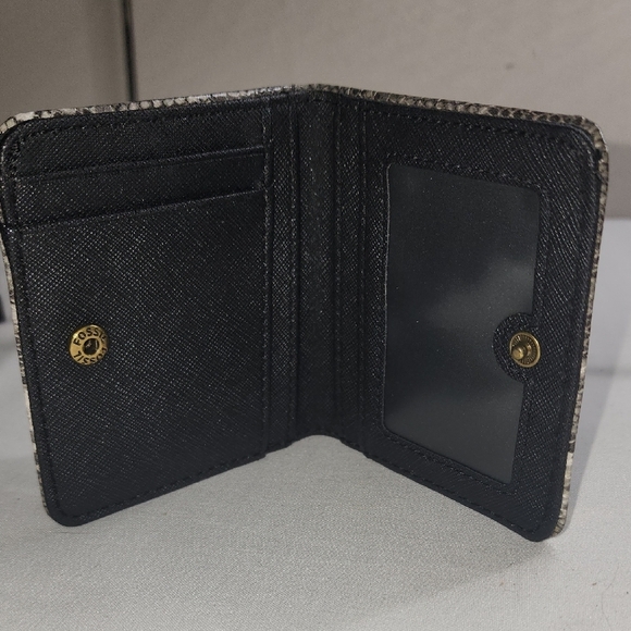 Fossil Black and Gray Snake Print Card Holder - Picture 5 of 7